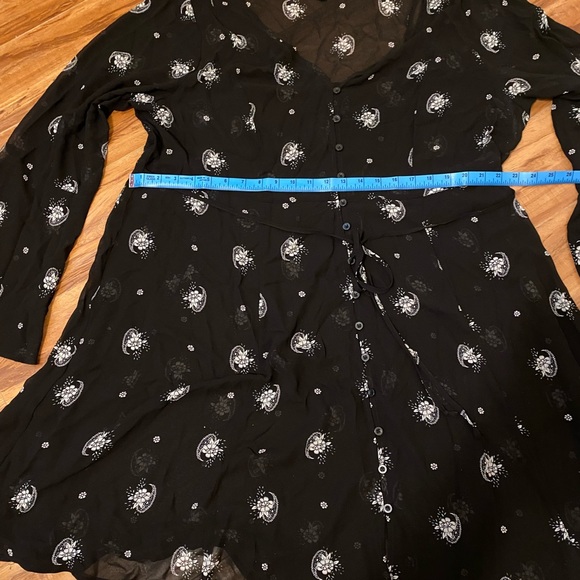 TORRID sheer button up shirt dress, Size 3 - Picture 6 of 9
